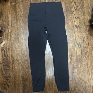 Lululemon Women’s black instill 25” high rise tight Leggings